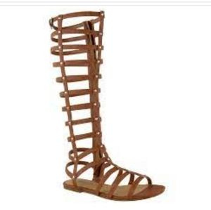 Zigi girl Jae gladiator style sandals size 8.5